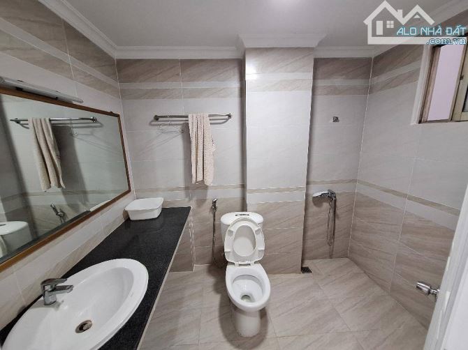 BÁN NHÀ 2 MẶT HẺM XE HƠI – NGUYỄN HỒNG ĐÀO, P.14, TÂN BÌNH – 60M² – CHỈ 11.5 TỶ - 2