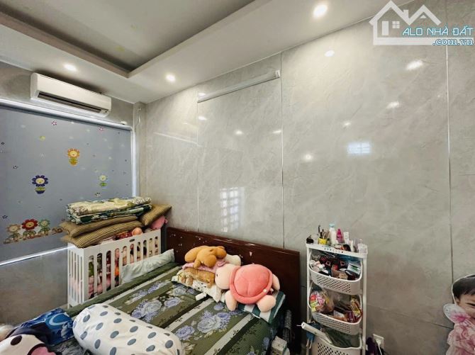 BÁN NHÀ 1 SẸT NGUYỄN TƯ GIẢN, HẺM 6M THÔNG, 4❌16m, 5 PN, Ở VÀ KD, 7 TỶ NHỈNH - 2