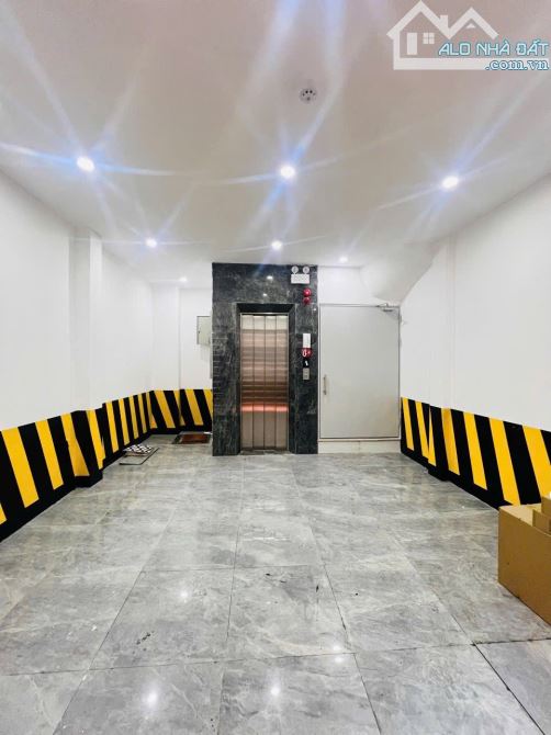 CHUNG CƯ MINI 7 TẦNG THANG MÁY. NGÕ CHỢ KHÂM THIÊN, 30m2 Mặt Tiền 4.5m, Giá 7,5 Tỷ - 2