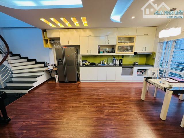 BÁN NHÀ YÊN HÒA, VỊ TRÍ KINH DOANH, O TÔ, KHU VỰC VIP 41M2, GIÁ 12 TỶ - 2