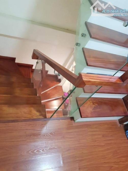 Rất đẹp! Mặt phố Hoàng Cầu, Đống Đa 125m2, MT 8m, 6 Tầng, Thang máy, view Hồ, KD sầm uất c - 2