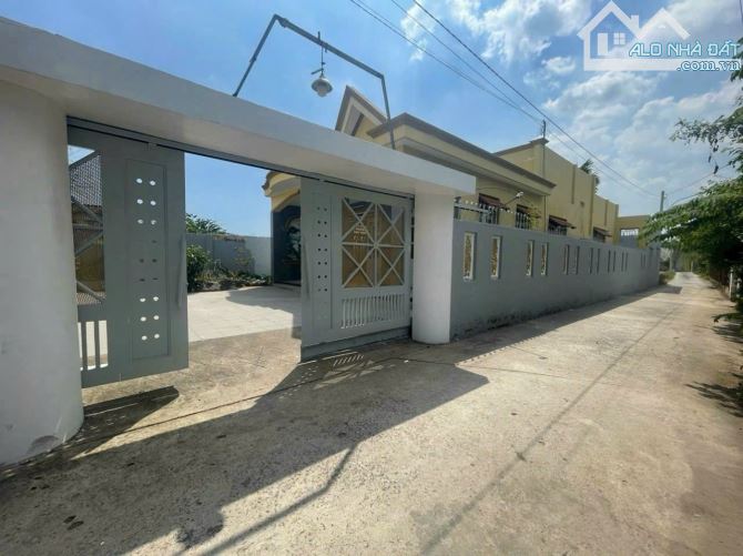 Ngộp bán gấp đất nhà vườn thổ cư Nhơn Trạch giá rẻ 3TY/531M, đường oto, SR chính chủ.GỌI - 2