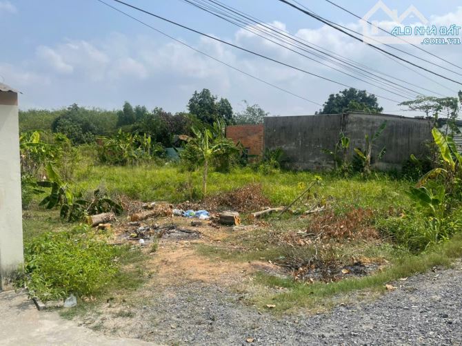 MT đường nhựa xã Phú Hòa Đông 1480m2 QH khu dân cư giá 6 tỷ - 2