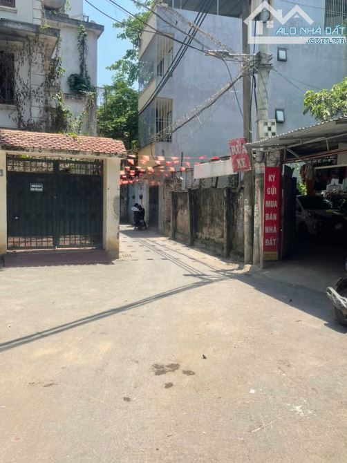 BÁN ĐẤT PHỐ VÕNG THỊ, 220M2, OTO TRÁNH, CÁCH HỒ 50M, MT17M, ĐẦU TƯ CHIA LÔ, XÂY CHDV. - 2