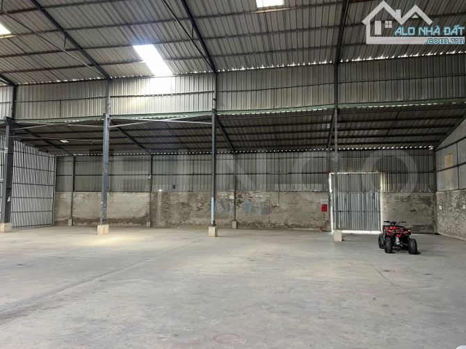 Cho thuê kho xưởng bãi 1.000m² kho xây dựng 675m² có điện 3 pha, đường gần khu công nghiệp - 2