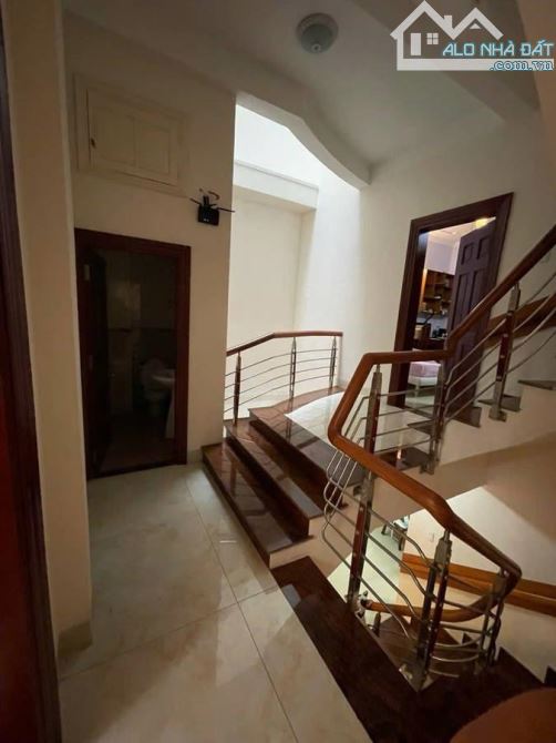 Bán nhanh trong tháng nhà 6m HXH Hồng Hà Tân Bình chưa đến 26 tỷ - 2