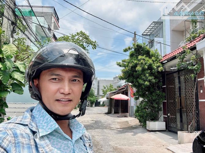 BÁN NHÀ 3 TẦNG PHƯỜNG TĂNG NHƠN PHÚ B THÀNH PHỐ THỦ ĐỨC - 2