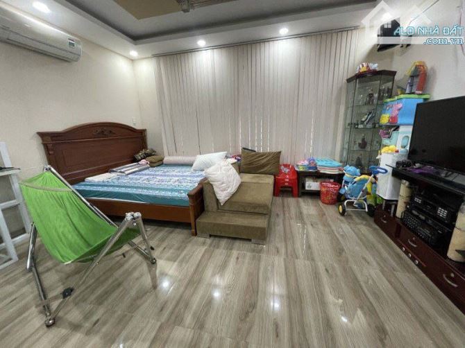 BÁN NHÀ 5 TẦNG - NGANG GẦN 5M - HẺM XE HƠI - LÝ THƯỜNG KIỆT, Q10, GIÁ 13 - 2