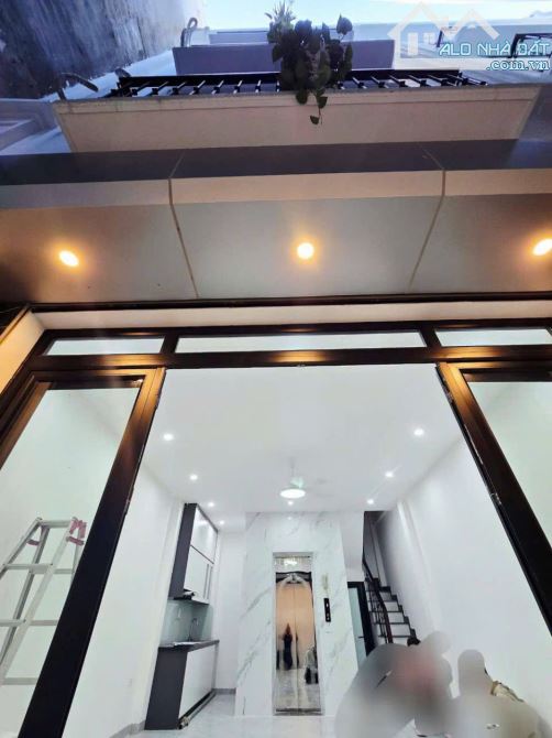 Bán nhà  Nguyễn Văn Ngọc, Ba Đình - Nhà phân lô - ngõ ô tô đỗ cửa - 44m x 5T, 17.6 tỷ - 2