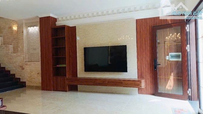 BÁN BIỆT THỰ 2 MẶT TIỀN 3 TẦNG SƠN TRÀ AN NHƠN 15 -CÁCH BIỂN CHỈ 1K - 2