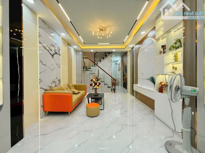 🚨RA GẤP – TRẦN QUANG DIỆU – 4.3x16 – 1 TRỆT 2 LẦU – KINH DOANH SẦM UẤT, NGAY NGÃ 3🚨 - 2