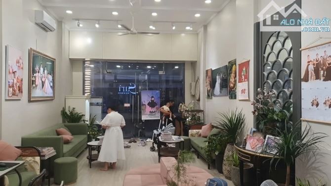 🍍 MẶT TIỀN TRẦN QUANG KHẢI 6 TẦNG ỐP KÍNH - THANG MÁY - CÓ HĐ THUÊ - 27,8 TỶ - QUẬN 1 - 2