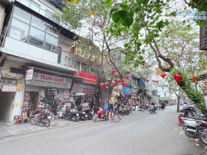 SIÊU HIẾM BÁN NHÀ MẶT PHỐ HÀNG BỒ  TRÁI TIM PHỐ CỔ  GIÁ ĐẦU TƯ SIÊU HẤP DẪN. DIỆN TÍCH: - 2