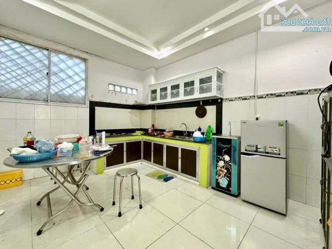 SIÊU PHẨM - KHU D P.25 BÌNH THẠNH - NGAY ĐH HUTECH-HẺM 8M XE HƠI TRÁNH-62M2- SỔ A4 - 2