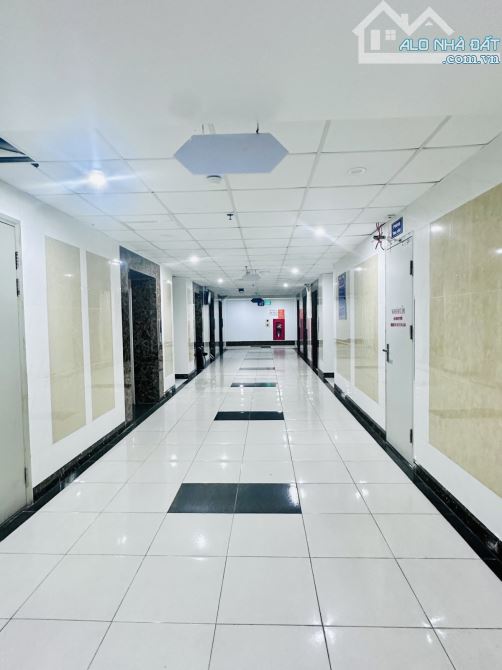 Bán căn hộ chung cư Kim Văn Kim Lũ, Hoàng Mai, 2 ngủ full nội thất, SĐCC chỉ hơn 2 tỷ - 2