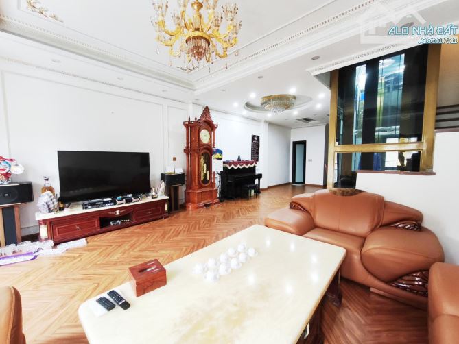 Siêu phẩm 5 tầng Việt Hưng, Thang máy, nội thất đẳng cấp Gara ô tô, 95m, MT 6m, nhỉnh 22tỷ - 2