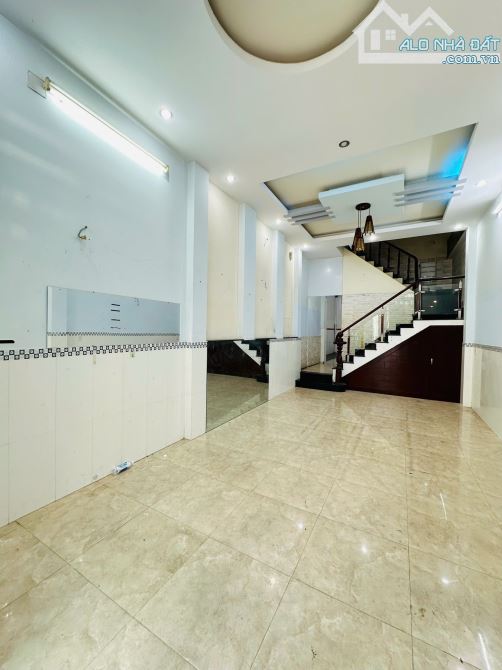 Bán nhà HXH 6m Ni Sư Huỳnh Liên, gần Bàu Cát 8, DT 51m2 - 3 tầng - giá 8.3 tỷ TL - 2