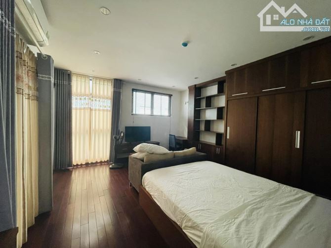 Bán gấp nhà mặt hồ tây phố Vệ Hồ, Tây Hồ.DT:80M2,MT:6M.Xây sẵn 6 tầng thang máy,kd sầm uất - 2