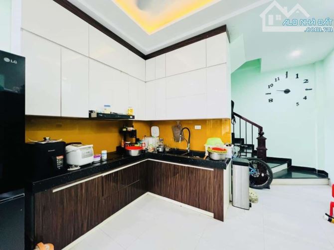 Bán nhà quang trung hà đông ô tô lùi cửa vài bước ra mặt phố DT35m2 giá hơn 7 tỷ - 2