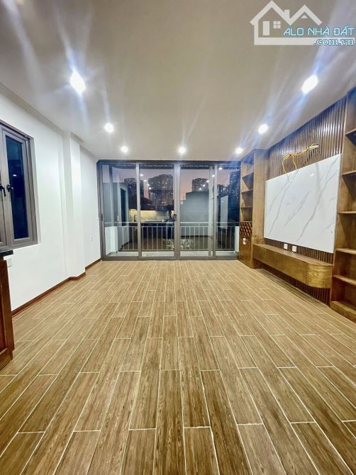Tô Vĩnh Diện – PHÂN LÔ – Ô TÔ TRÁNH – THANG MÁY – LÔ GÓC 6 TẦNG - 2