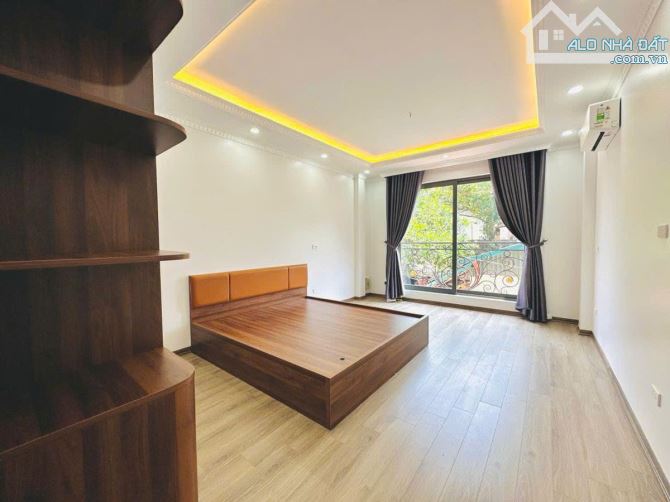 NGÕ 68 CẦU GIẤY , THANG MÁY DT 38m2 6 tầng mặt tiền 4m Giá 12.2 tỷ - 2