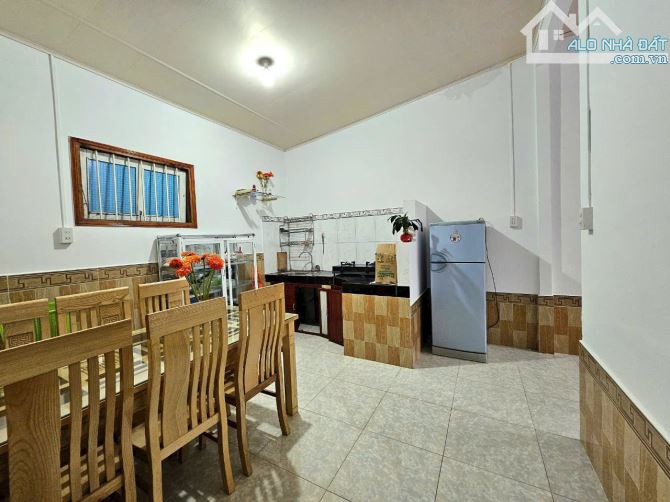 NHÀ CẤP 4 HOÀN CÔNG 64M2 NGANG 5,15M CÓ 2 PHÒNG NGỦ ĐƯỜNG HẺM 2M QUANG TRUNG P9 GIÁ 3,4TỶ - 2
