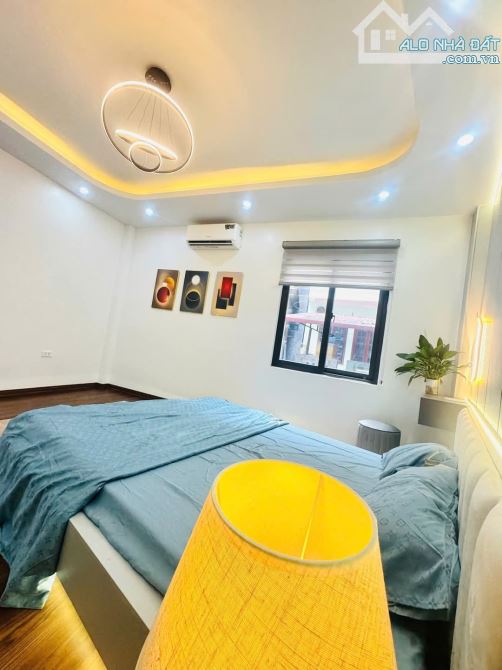 Bân nhà trung tâm quận  Ba Đình gần phố nhà đẹp chỉ cần xách va li về ở. - 2