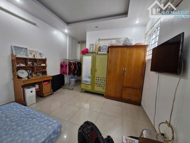 NHÀ 4 TẦNG - BTCT CẠNH LÊ VĂN VIỆT - MAN THIỆN - TPTĐ- DIỆN TÍCH : 134M2 - GIÁ CHỈ 14.5 TỶ - 2
