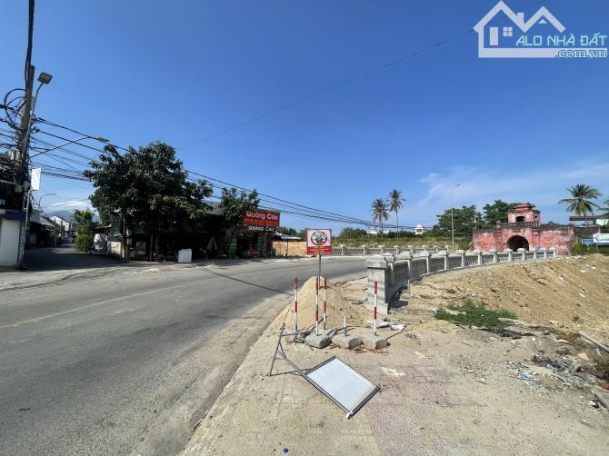 Đất đân đường nhựa Lương Thế Vinh ngay cửa Tây thị trấn Diên Khánh - 2