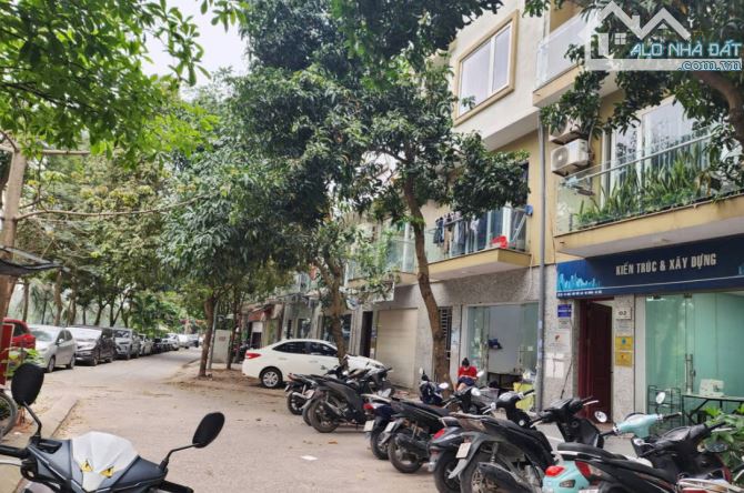 BÁN NHÀ LK KĐT MỖ LAO HÀ ĐÔNG 59M2 5T 24.2 TỶ DOANH THU 40 TR/T - 2