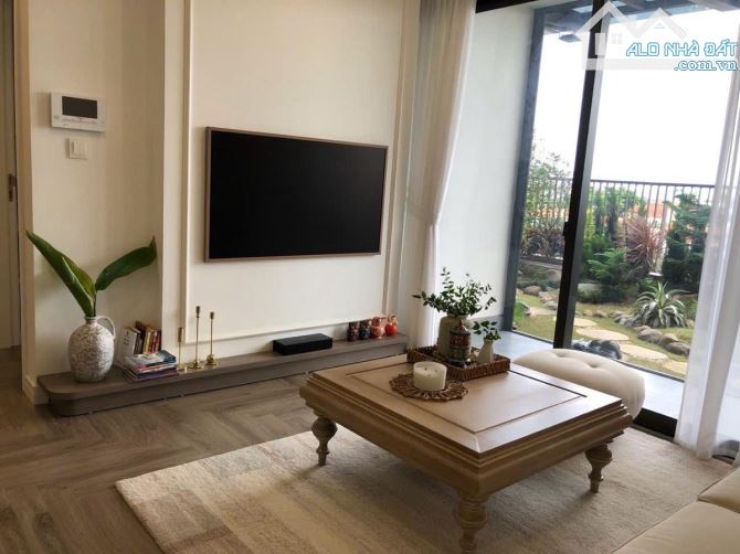 CHỊ GÁI EM NHỜ BÁN CĂN HỘ SÂN VƯỜN TOÀ SKY OASIS KĐT ECOPARK - DIỆN TÍCH 188M - SỔ ĐỎ CC - 2