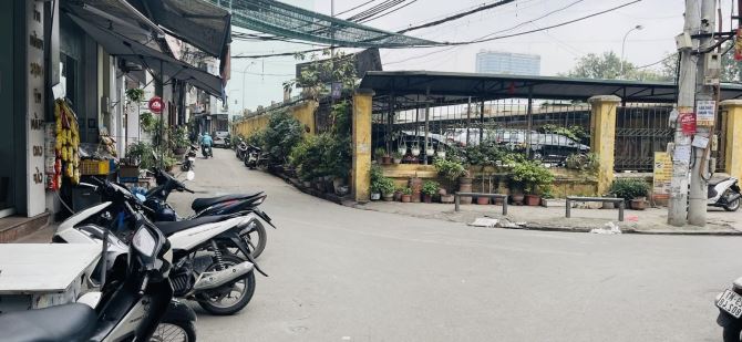 NHÀ PHỐ ĐỐNG ĐA  - ĐƯỜNG LÁNG -Ô TÔ - KINH DOANH , DIỆN TÍCH 95M ,GẦN BA ĐÌNH GIÁ 16.2 TỶ - 2