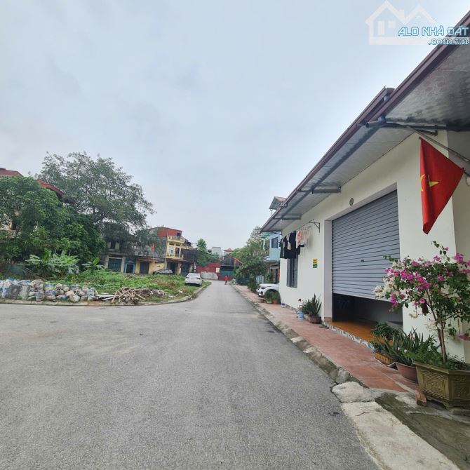 Bán đất . Thanh Sơn . Phương Vỹ . dt 113,5m . mt 10m . hướng Đ & T . giá 9 tỷ - 2