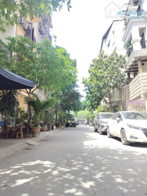 Bán đất Thuỵ Khuê - Nguyễn Đình Thi, Tây Hồ. 99m², nở hậu. Chỉ từ 30tỷ. - 2