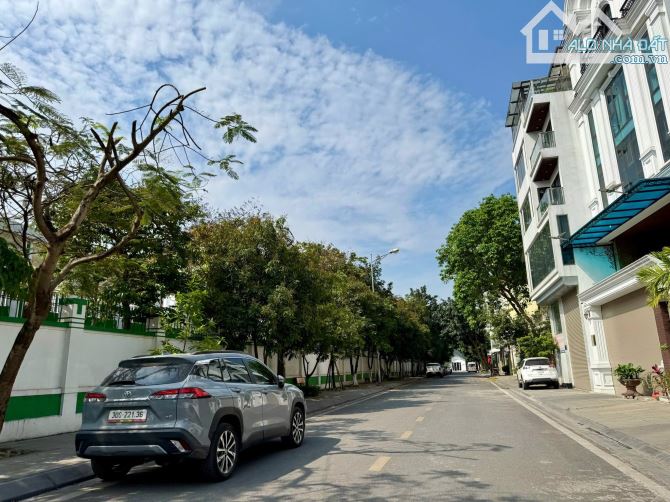 Bán đất Thanh Am, Khu Tái Định Cư, DT 90m2, MT rộng, vỉa hè, ôtô tránh, làm VP, KD, đầu tư - 2