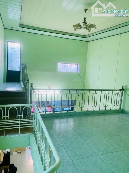 Bán nhà gác lửng kiệt Phạm Văn Nghị, bên hông có đường luồng thoáng mát - 2