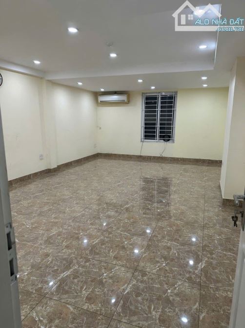 CHO THUÊ NHÀ MẶT NGÕ THỌ THÁP GIÁ 50 TRIÊU, KINH DOANH, VĂN PHÒNG - 2