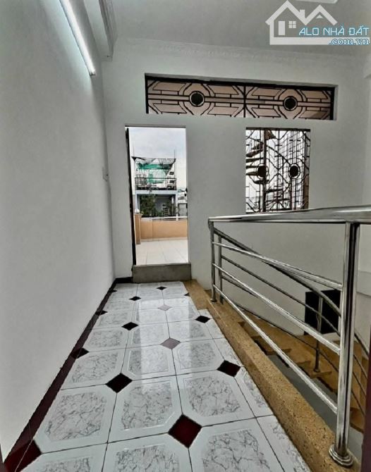 Kinh Dương Vương Hẻm 8m ngay vòng xoay Phú Lâm ( 4X14 ) 3 tầng đúc 3pn chỉ 7,3 tỷ. - 2