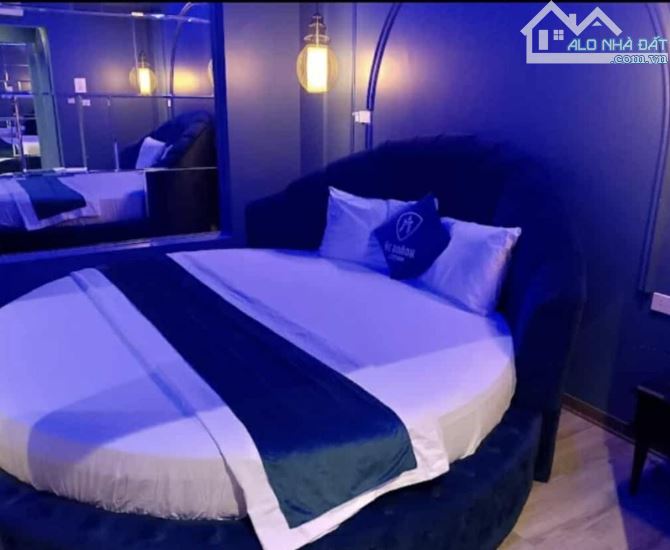 BIỆT THỰ ĐƠN LẬP 5 TẦNG - 200m² - LÔ GÓC 3 MẶT THOÁNG - VIEW CÔNG VIÊN - THANG MÁY - 2