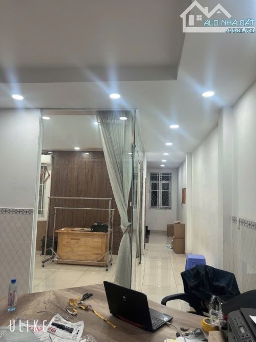 Bán nhà 1 Trệt 2 Lầu Trung Tâm Dĩ An 104m2,đường xe hơi,gần trường Câp 3 Dĩ An - 2