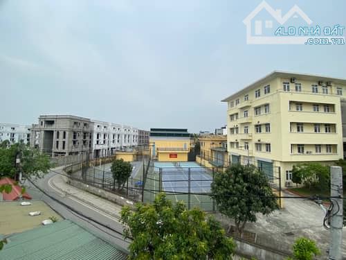 BÁN BIỆT THỰ VƯỜN PHÂN LÔ TƯ ĐÌNH – 210m2– 4 TẦNG – KHÔNG GIAN XANH – GIÁ 29.8 TỶ - 2