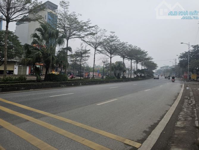 BÁN ĐẤT MẶT PHỐ LÊ TRỌNG TẤN, HÀ ĐÔNG_ĐƯỜNG LỚN VỈA HÈ RỘNG NHƯ SÂN BÓNG_DT:50M_GIÁ:17 TỶ - 2