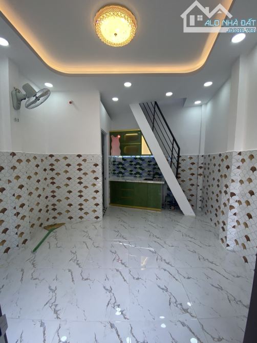 Bán nhà mới * 3 tầng * chỉ 2.39t. ngay phan anh - 2