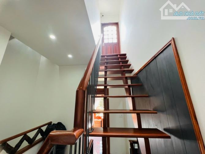 BÁN NHÀ MẶT TIỀN KINH DOANH TRẦN NHẬT DUẬT NGAY BUÔN Ạ CÔ THÔN - 26