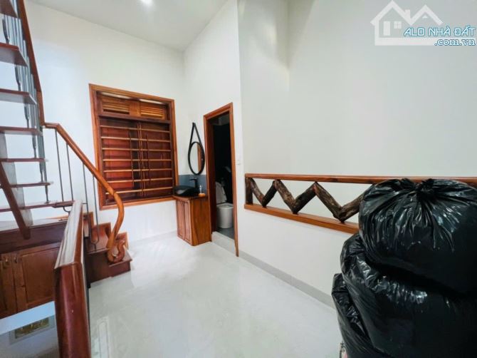 BÁN NHÀ MẶT TIỀN KINH DOANH TRẦN NHẬT DUẬT NGAY BUÔN Ạ CÔ THÔN - 28