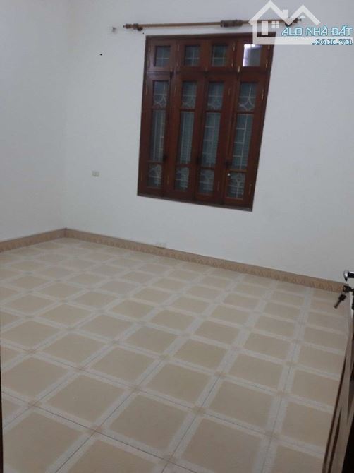Cho thuê căn  nhà 5 tầng, B2 ngõ 10 phố Nguyễn Văn Huyên, quận Cầu Giấy - 3