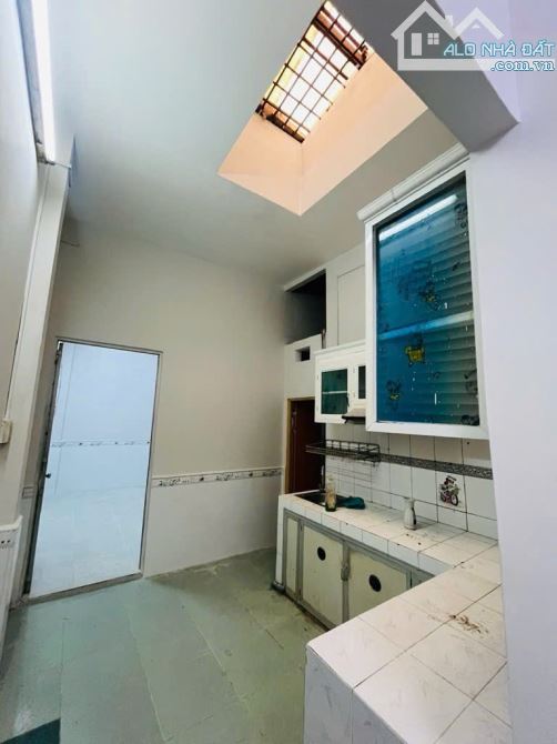 Nhà cấp 4 đường THỚI AN 11, phường THỚI AN, Q12, dt 76,8m2 (4mx19,2m). 3,68Tỷ - 3