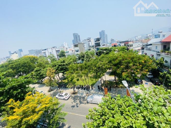 BÁN GẤP TOÀ CĂN HỘ ĐƯỜNG TRIỆU VIỆT VƯƠNG NGAY CHỢ ĐÊM SƠN TRÀ DÒNG TIỀN 70TR/THÁNG CHỈ 2X - 3