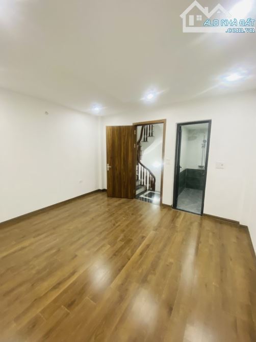 BÁN NHÀ NGỌC THUỴ LONG BIÊN Hà Nội OTO ĐỖ CỔNG - 3