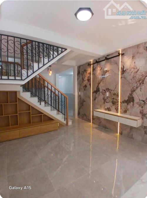 BÁN NHÀ MỚI TÂN THỚI HIỆP 21 Q.12 - HẺM 3.5M- 2 TẦNG BTCT- 43 M2, NGANG 4.5M- GIÁP GÒ VẤP- - 3